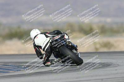 media/Dec-04-2025-Racers Edge (Thu) [[5ebc9f124d]]/2-A Group/5-Session 3 (Turn 14 Backside)/